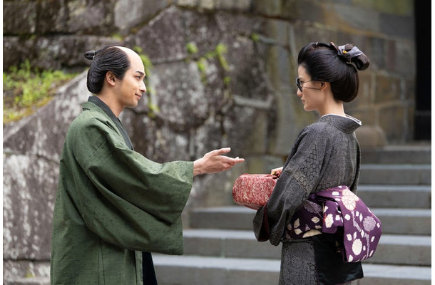 横浜流星、橋本愛「べらぼう～蔦重栄華乃夢噺～」第26話（C）NHK