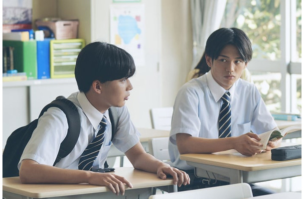 長尾謙杜、真弓孟之（C）2025『恋に至る病』製作委員会