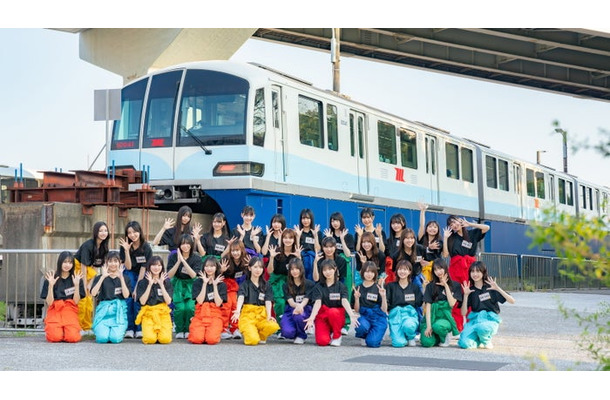 日向坂46が東京モノレール車両をジャック／提供画像