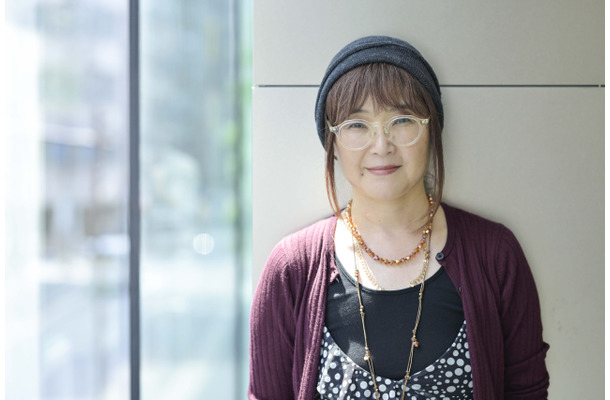 「日本の女性は仕事も家事もなんでもがんばりすぎ」ブレイディみかこが語るイギリスの「いい具合の適当さ」と経済的疲弊の影、『シスター フット エンパシー』