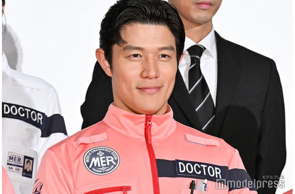 鈴木亮平（C）モデルプレス