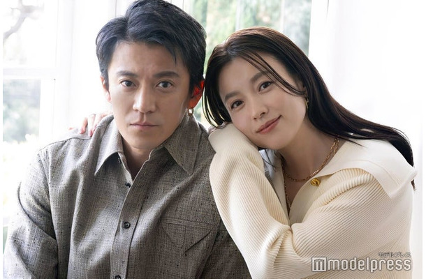 モデルプレスのインタビューに応じた小栗旬、ハン・ヒョジュ（C）モデルプレス