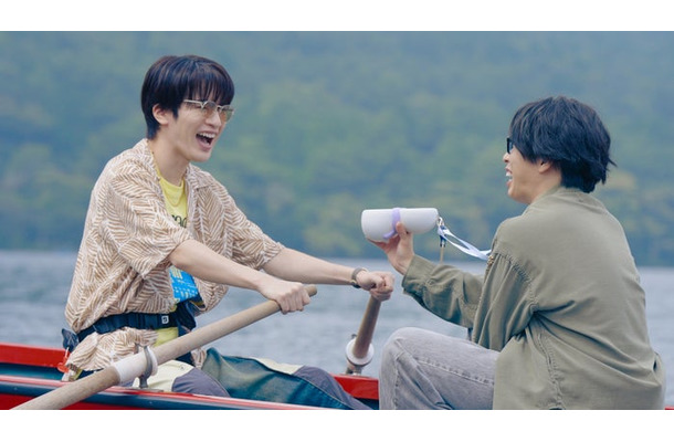 深澤辰哉、宮舘涼太（C）日本テレビ
