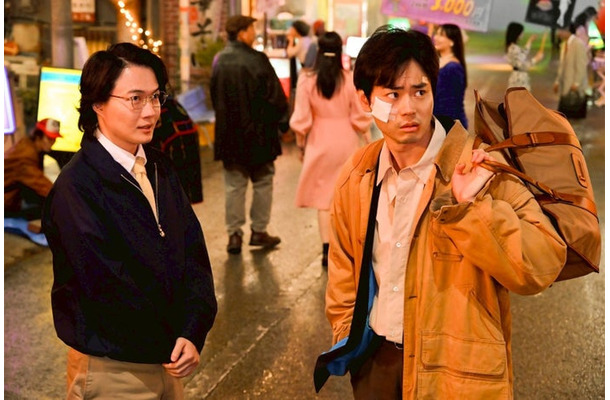 神木隆之介、菅田将暉「もしもこの世が舞台なら、楽屋はどこにあるのだろう」第2話（C）フジテレビ
