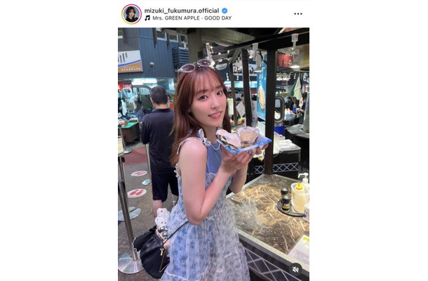 譜久村聖、ほっそり美脚がチラリ!母との金沢旅の思い出SHOTに反響「お嬢様の優雅な休日」「どこにいてもお美しい」