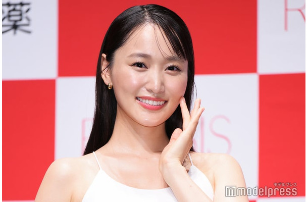 菅井友香（C）モデルプレス