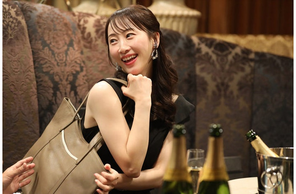 松井玲奈「良いこと悪いこと」第2話（C）日本テレビ