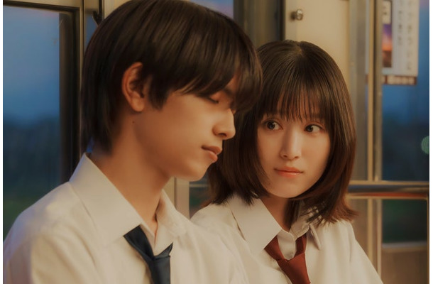 高橋恭平、福本莉子（C）WOWOW