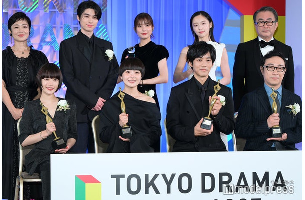 (左上から時計回り)有働由美子アナ、本田響矢、芳根京子、加藤小夏、三谷幸喜氏、角田晃広、松坂桃李、奈緒、杉咲花(C)モデルプレス