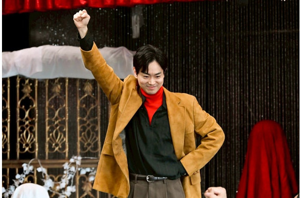 菅田将暉「もしもこの世が舞台なら、楽屋はどこにあるのだろう」第5話(C)フジテレビ