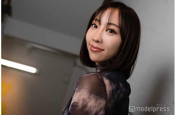 秋倉諒子 (C)モデルプレス