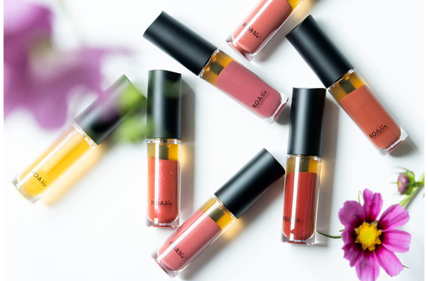 急に乾燥が進むこの時期に神すぎる、ROAlívのリップカラー美容液「ハニーラスター」。全6色のうち「これはモテるでしょ…」な1本とは？