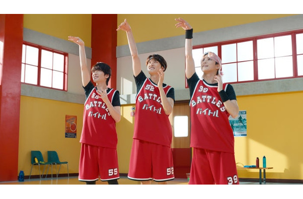 深澤辰哉、向井康二、佐久間大介「スポットバイトル」新テレビCM（提供写真）