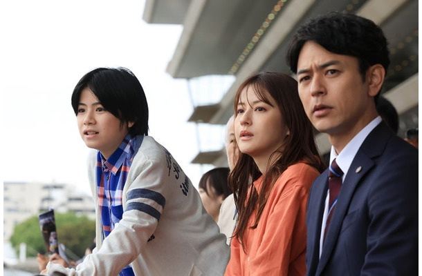 三浦綺羅、松本若菜、妻夫木聡「ザ・ロイヤルファミリー」 第5話（C）TBS