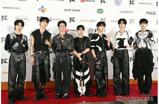 EVNNE／パク・ジフ、イ・ジョンヒョン、パク・ハンビン、ケイタ、ユ・スンオン、チ・ユンソ、ムン・ジョンヒョン（C）モデルプレス