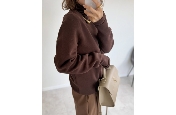 旬のブラウンコーデは【ユニクロ×GU】の人気アイテムで叶う!素材感の違いを楽しんで【40代の毎日コーデ】