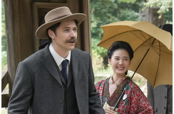 北香那、トミー・バストウ「ばけばけ」第41話（C）NHK