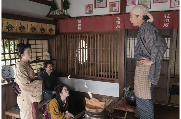 高石あかり、トミー・バストウ、野内まる、生瀬勝久「ばけばけ」第42話（C）NHK