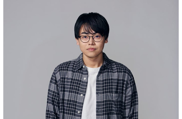 菅⽣新樹(C)「⼈は⾒た⽬じゃないと思ってた。」製作委員会