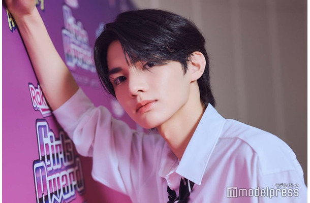 モデルプレスのインタビューに応じた輝（HIKARU）（C）モデルプレス