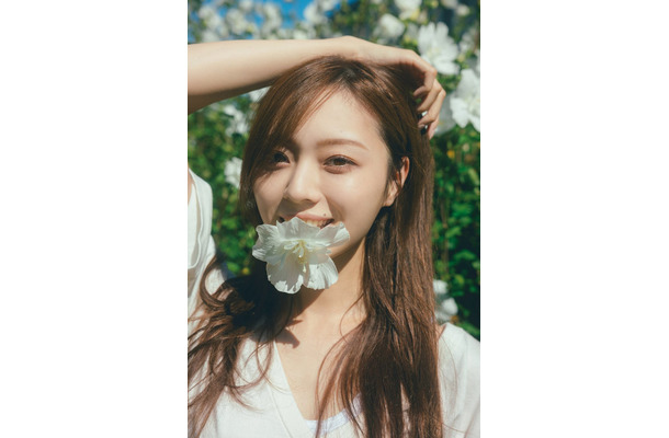 梅澤美波 2nd写真集/撮影:東京祐