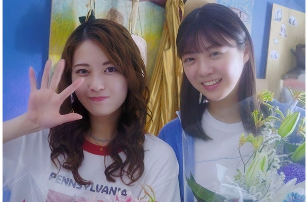 岩本蓮加、冨里奈央(C)田口囁一・一迅社/「ふたりエスケープ」製作委員会