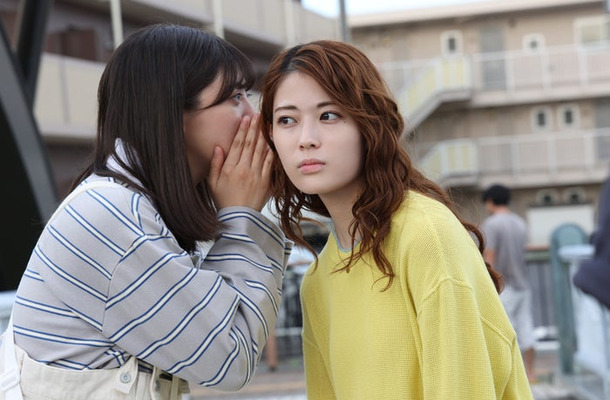 冨里奈央、岩本蓮加「ふたりエスケープ」最終話(C)田口囁一・一迅社/「ふたりエスケープ」製作委員会