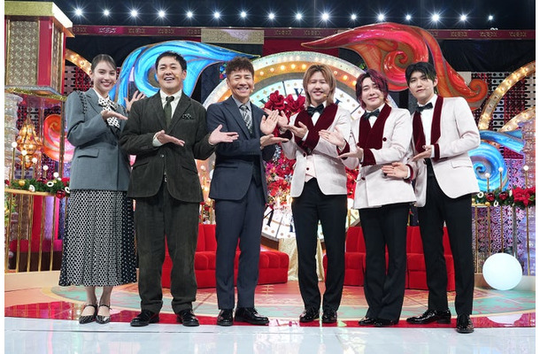 滝沢カレン、くりぃむしちゅー(有田哲平、上田晋也)、Mrs. GREEN APPLE(藤澤涼架、大森元貴、若井滉斗)(C)日本テレビ