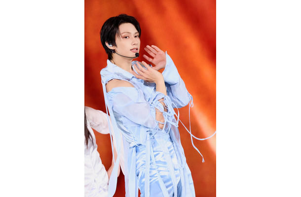 JUN（ジュン）（P）＆（C）PLEDIS Entertainment