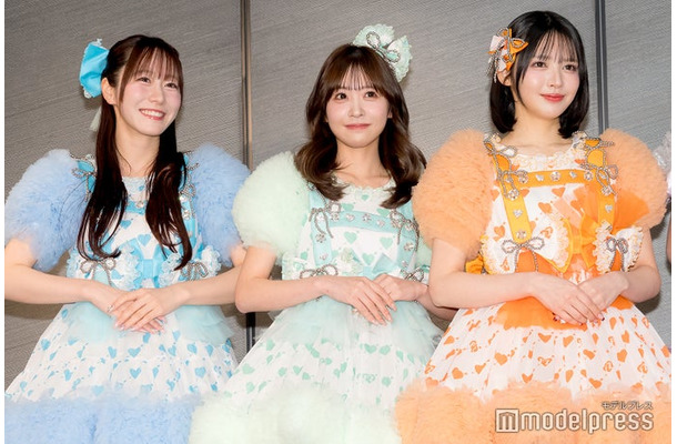 真中まな、櫻井優衣、鎮西寿々歌（C）モデルプレス