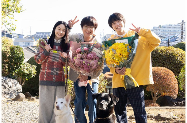 白鳥玉季、及川光博、手越祐也(C)日本テレビ