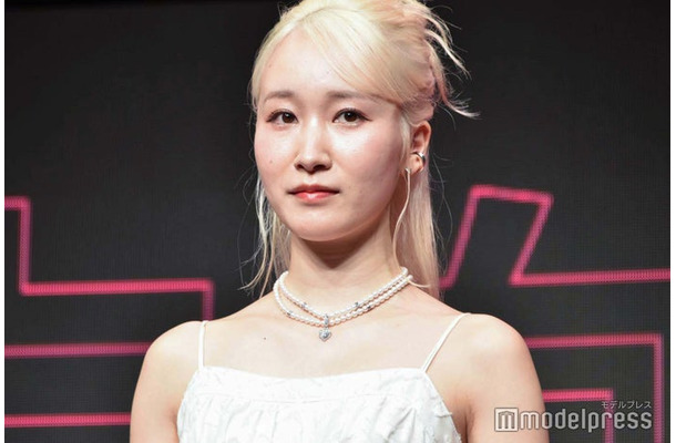 乃紫(C)モデルプレス