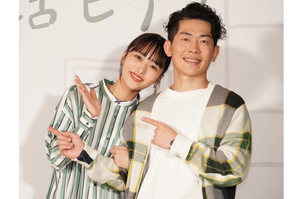 近藤千尋、夫・太田博久&3人の娘とパシャリ!バースデーサプライズに感激「涙腺崩壊お母さん」