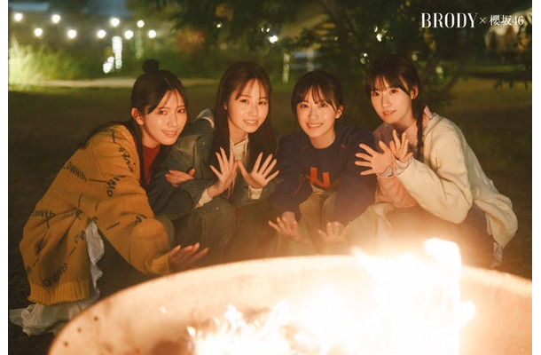 櫻坂46三期生/村山美羽、向井純葉、村井優、石森璃花(画像提供:白夜書房)