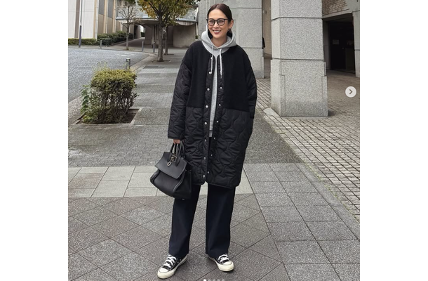 着回し力で選ぶならノーカーラーアウター。ゆったりめに着こなして【40代の毎日コーデ】