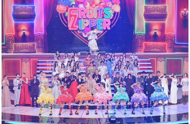「第76回NHK紅白歌合戦」FRUITS ZIPPER(C)NHK