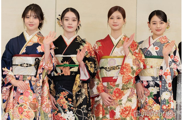 松尾そのま、高石あかり、生見愛瑠、上坂樹里（C）モデルプレス