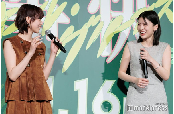 完成披露上映会に出席した南沙良＆出口夏希（C）モデルプレス