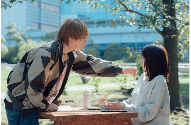 伊野尾慧、松本穂香（C）ABCテレビ・ストームレーベルズ