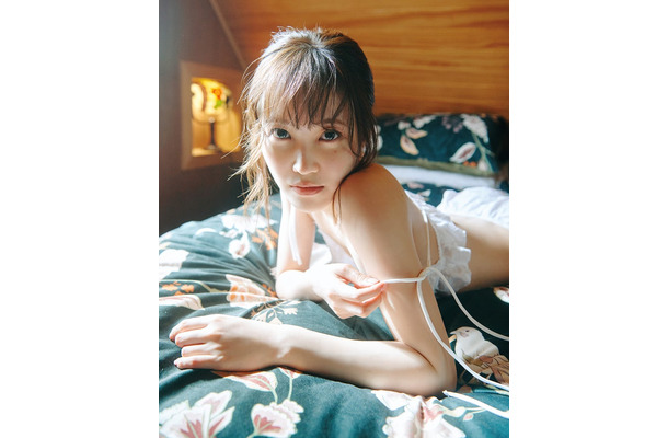 松田里奈1st写真集「まつりの時間」第3回YouTube配信限定W特典：B3サイズ折り目なしポスター 撮影／北浦敦子