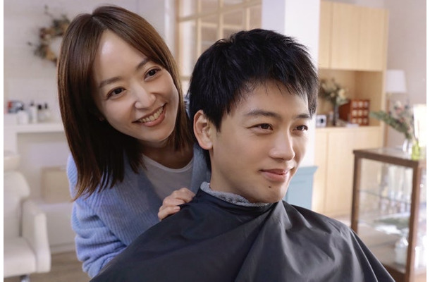 井上真央、竹内涼真「再会～Silent Truth～」第2話（C）テレビ朝日