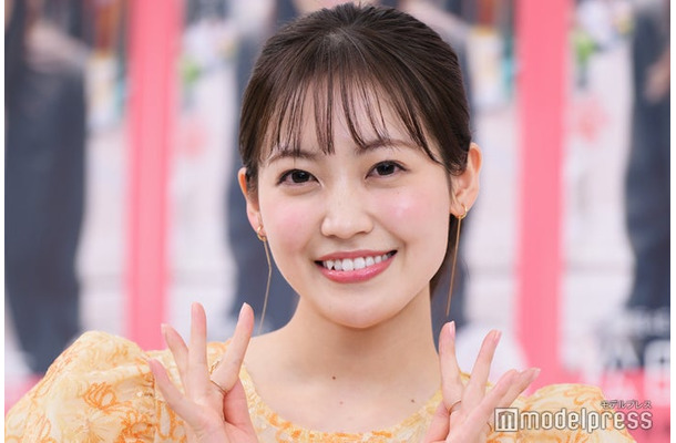 刊行記念囲み取材を開催した松田里奈（C）モデルプレス