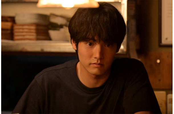 赤楚衛二（C）「キンパとおにぎり」製作委員会