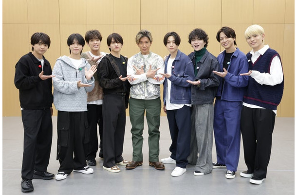 佐藤勝利、松島聡、原嘉孝、猪俣周杜、木村拓哉、橋本将生、菊池風磨、寺西拓人、篠塚大輝（C）フジテレビ