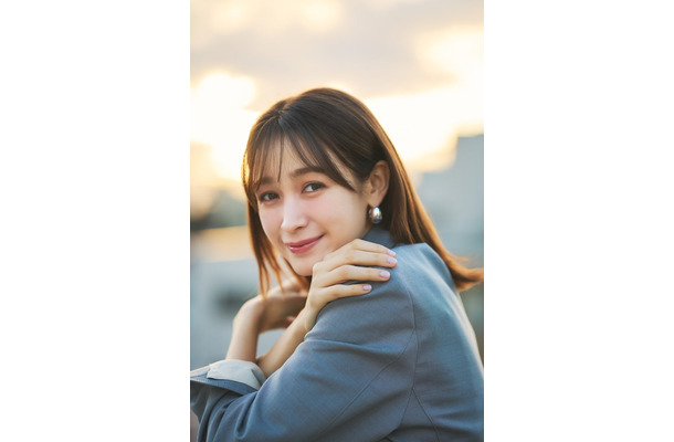 藤井サチ／撮影：前千菜美（光文社写真室）、スタイリング：乾千恵（提供写真）