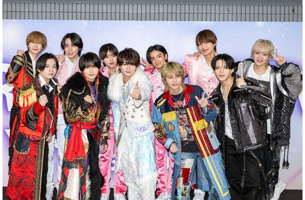 （後列左から）永岡蓮王、阿達慶、宮岡大愛、山岸想、千井野空翔、元木湧（前列左から）西村拓哉、井上瑞稀、浮所飛貴、矢花黎、黒田光輝（提供写真）