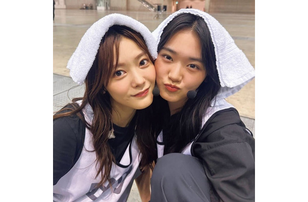 田村保乃、山崎天(撮影/守屋麗奈)「櫻坂46写真集 櫻撮(さくさつ)VOL.01」(提供写真)