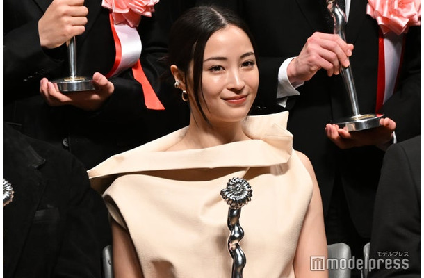 「第47回ヨコハマ映画祭」表彰式に出席した広瀬すず(C)モデルプレス