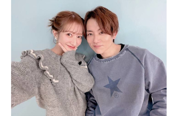 辻希美、夫・杉浦太陽と私服でパシャリ！お出かけSHOT公開「帰りに今流行りのヨアジョン」