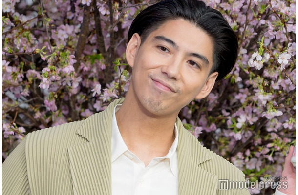 イベントに出席した賀来賢人（C）モデルプレス